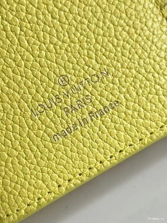 First bag ru Vuitton Louis VICTORINE Wallet 0405